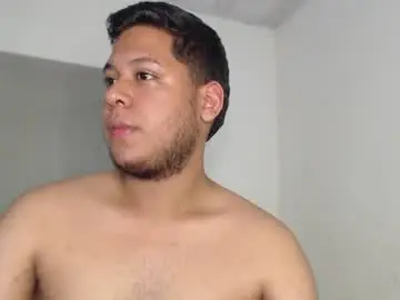 Chaturbate Live Sex Cam of akon_2