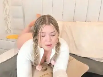 Chaturbate Live Sex Cam of im_dalhia