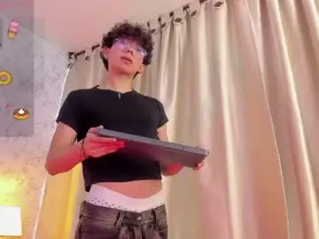 Chaturbate Free Live Porn of lyan_twink