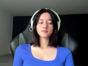 Chaturbate Free Live Porn of merrillnoorigian