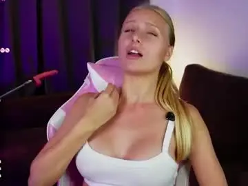 Chaturbate Sex Cam of crystal_blond