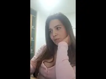 Chaturbate Adult Webcam of arielrose1022
