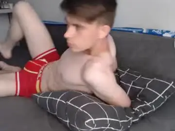 Chaturbate Live Sex Cam of cute_oliver