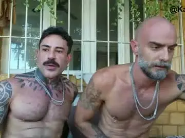 Chaturbate Live Sex Cam of kairos_xx