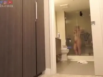 Chaturbate Nude Webcam of serareads