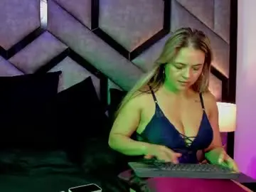 Chaturbate Best live sex cam show of selene_rabbit