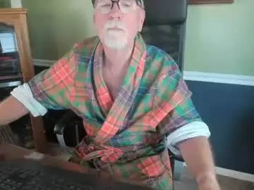 Chaturbate Free Porn Cam of poundinmycock4u