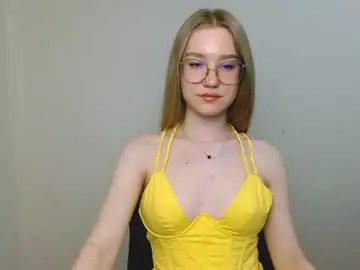 Chaturbate Best live sex cam show of abbymoore__