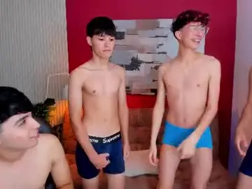Chaturbate Live Sex Cam of burning_wallen
