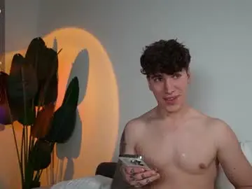 Chaturbate Live Porn of evan_white_