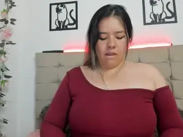 Chaturbate Live Sex Cam of lina_browm