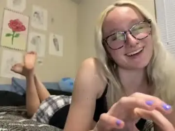 Chaturbate Best live sex cam show of itshallie
