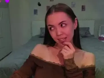 Chaturbate Free Porn Cam of sweetieee_kira
