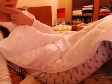 Chaturbate Free Porn Cam of andrasweetie