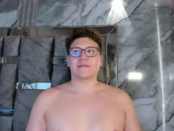 Chaturbate Live Sex Cam of manson_and_zoe