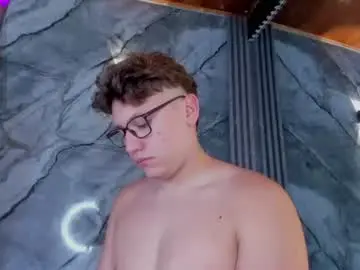 Chaturbate Nude Webcam of manson_and_zoe