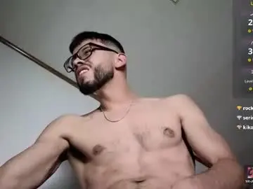 Chaturbate Private Sex Chat of phantom_bigger1