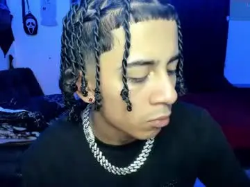Chaturbate Watch Live Sex Cams of bradley_strong_