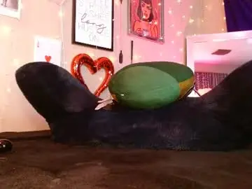Chaturbate Best live sex cam show of milf_lacey