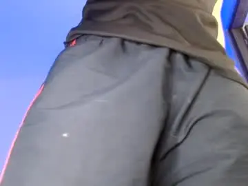 Chaturbate Free Porn Cam of yourfavorite_bigclit
