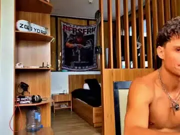 Chaturbate Adult Video Chat of orlando__bloom