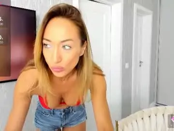 Chaturbate Best live sex cam show of finestchantilly
