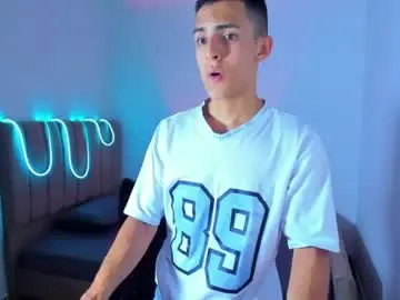 Chaturbate Live Sex Cam of matiius18