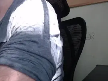 Chaturbate Live Sex Cam of karolhorny96