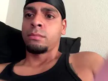 Chaturbate Free Porn Cam of martinfly89