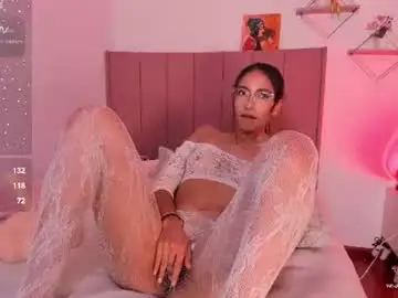 Chaturbate Free Porn Cam of elegant_rouse