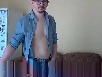 Chaturbate Live Sex Cam of ilovecuteguy79