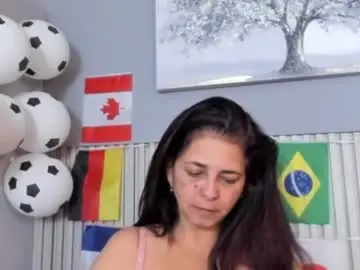 Chaturbate Sex Chat of rosse_milf1