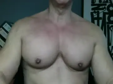 Chaturbate Live Sex Cam of bgdkmuscleguy