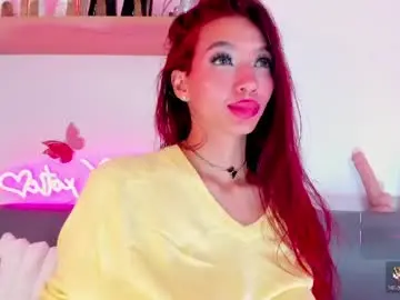 Chaturbate Live Sex Cam of lia_tayllor1
