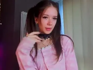 Chaturbate Adult Video Chat of tinyanie