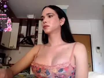 Chaturbate Live Sex Cam of luara_