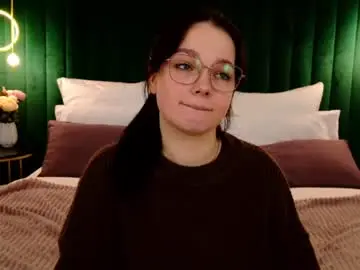 Chaturbate Adult Video Chat of nikaflowers