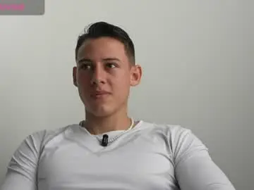 Chaturbate Live Sex Cam of muscle_king_cum