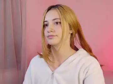 Chaturbate Nude Webcam of anniemora_