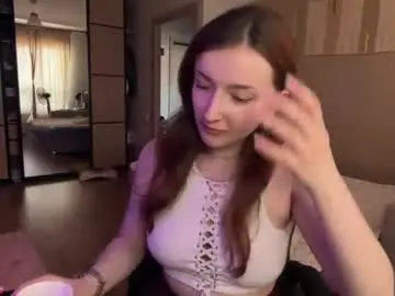 Chaturbate Live Sex Cam of stella_rass