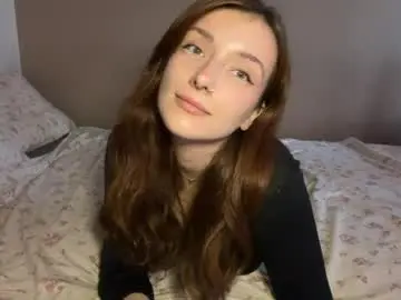 Chaturbate Live Sex Cam of stella_rass