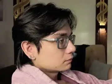 Chaturbate Live Sex Cam of davoxer