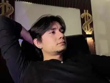 Chaturbate Free Live Porn of davoxer