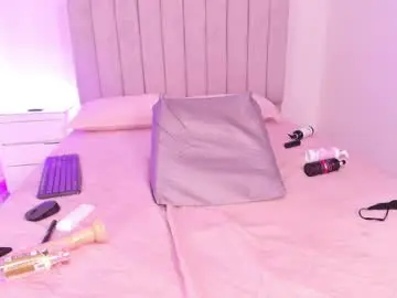 Chaturbate Watch Live Sex Cams of gia_roux_