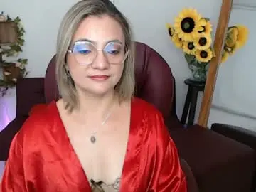 Chaturbate Nude Webcam of rebeca_milf