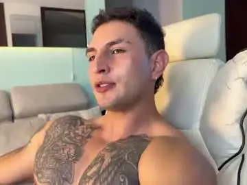 Chaturbate Watch Live Sex Cams of angeloferro1