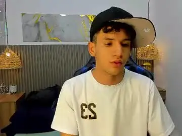 Chaturbate Nude Webcam of jdwhite18