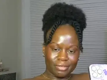 Chaturbate Free Porn Cam of ladiosa_selene