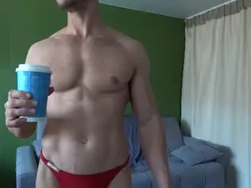 Chaturbate Free Live Porn of muscularfriend