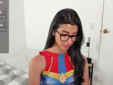 Chaturbate Nude Webcam of mazikeen_18